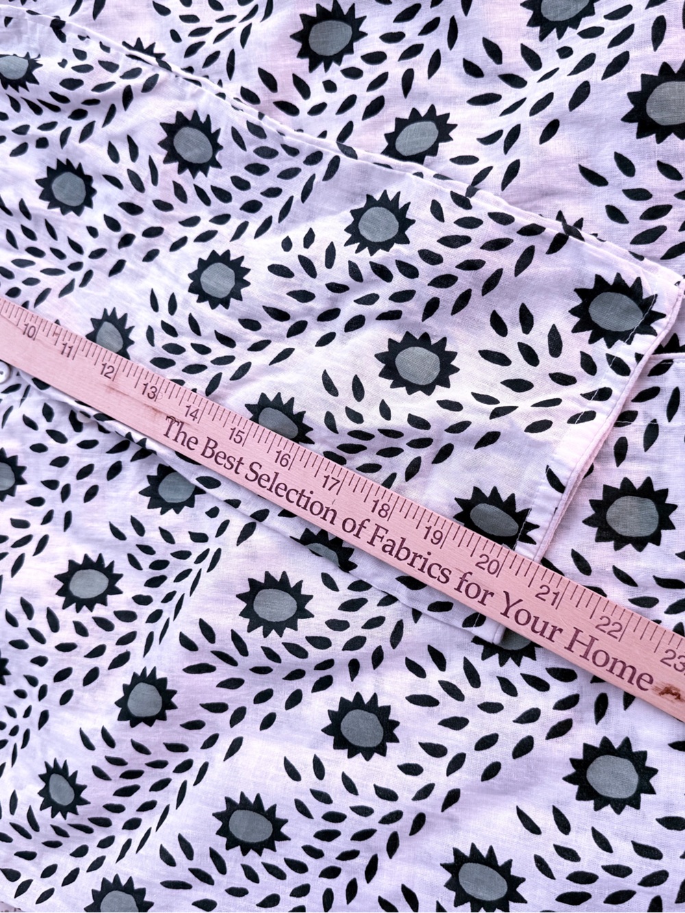 Julia Amory Husband Shirt 100% Cotton Sage White Block Print Coastal Chic NWT M - Picture 12 of 12